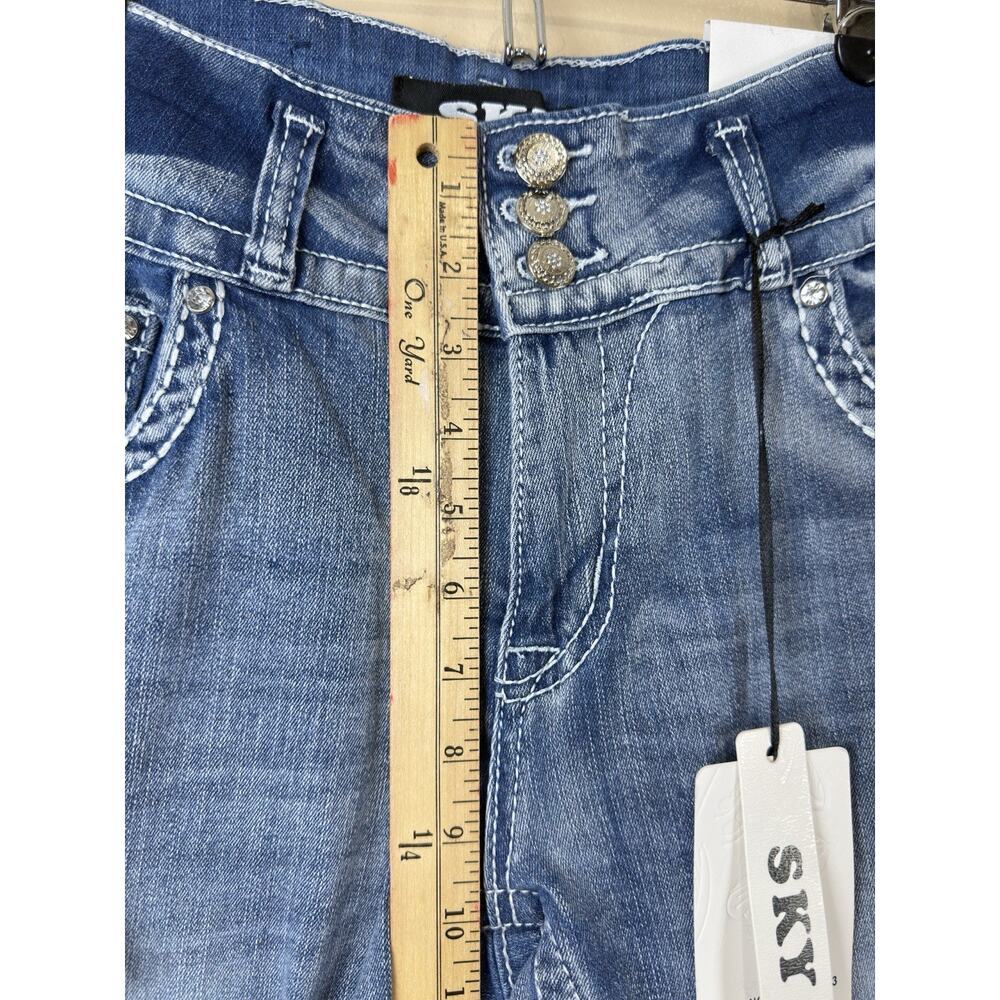 New Sky Premium Women’s Jeans Size 13 Mid Rise Flare Heart Embellished Y2K - Picture 8 of 13